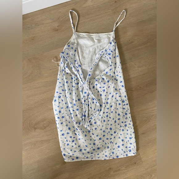 American Eagle dress open back - Picture 2 of 2